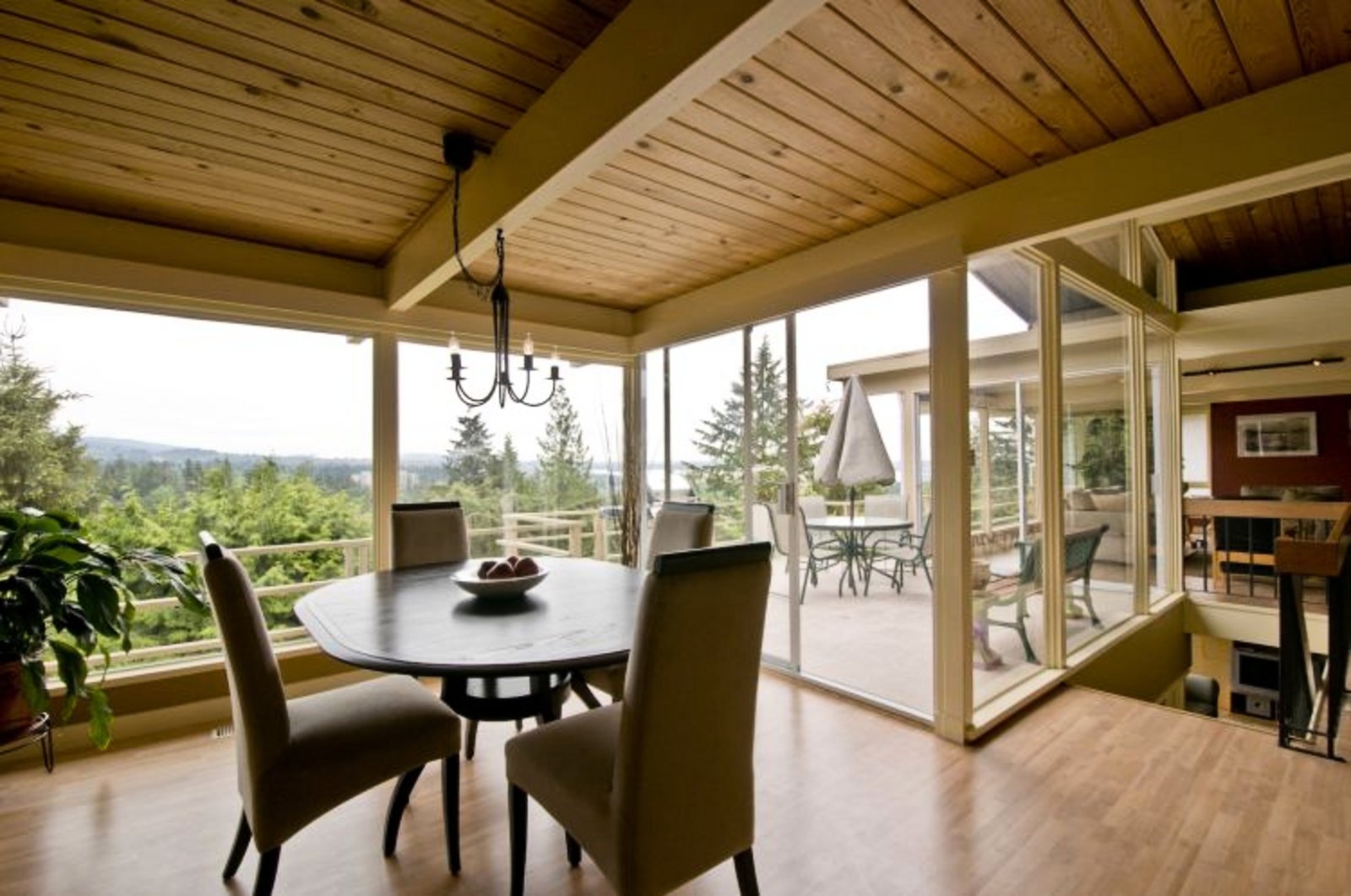 Dinning Room with amazing view